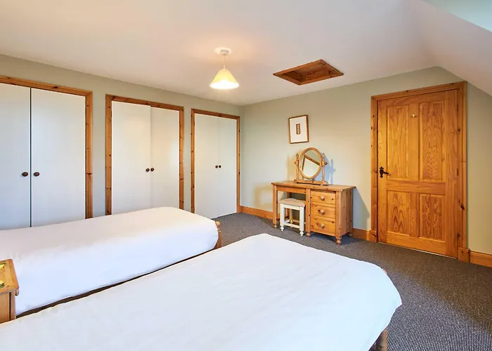 Host & Stay - The Coach House